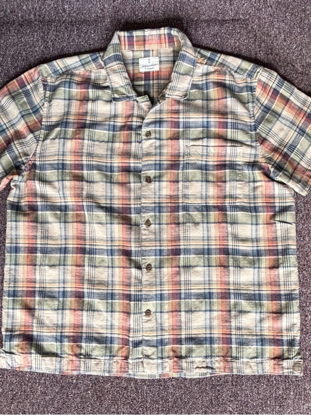 Mutual Weave Men's Navy & Red Plaid Button-Up Shirt xL